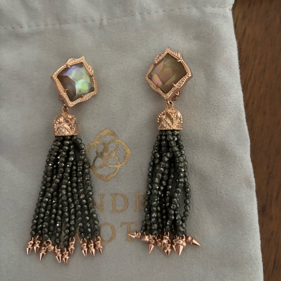 Kendra Scott Misha Tassel Earrings brown Mother of Pearl